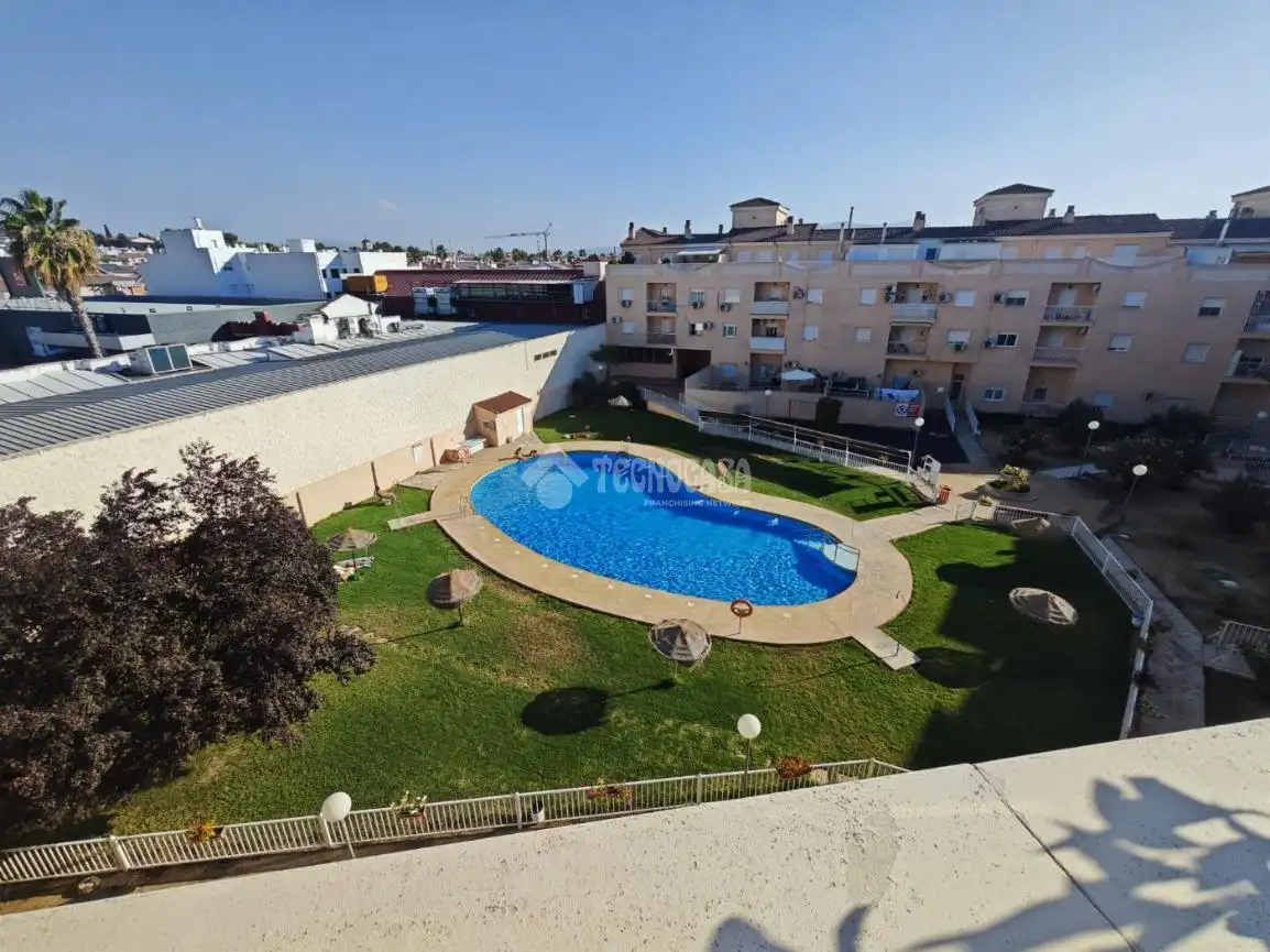 Piso con piscina en venta en Martos