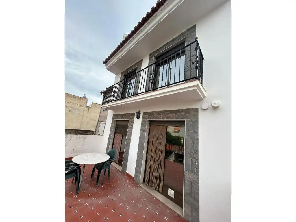 Vista exterior de Casa o chalet en venta en Altura con Jardín privado, Terraza y Balcón