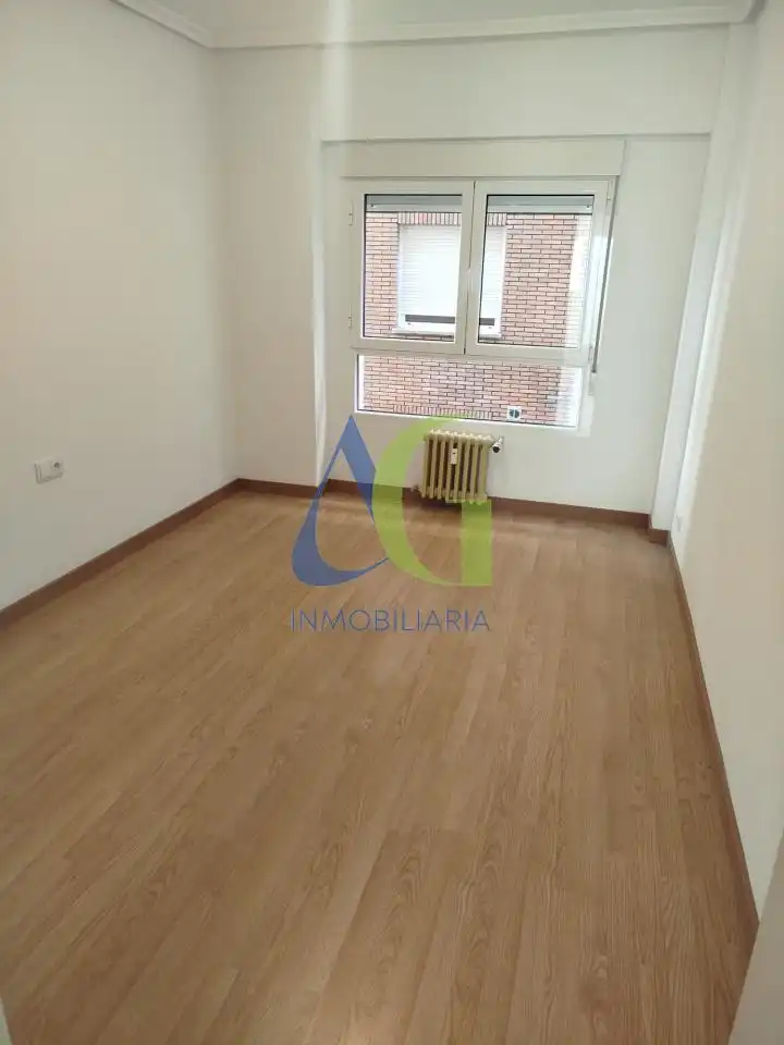 Wohnung zum Verkauf in León Capital  mit Heizung, Parkett und Terrasse