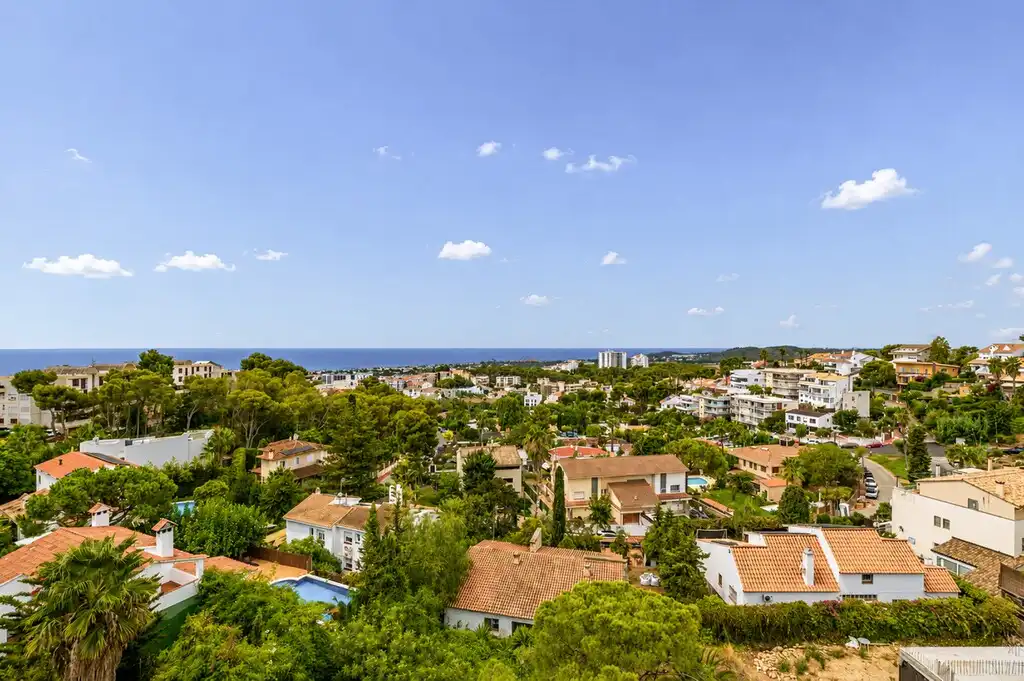 Vista exterior de Ático en venta en Sant Pere de Ribes con Aire acondicionado, Terraza y Amueblado