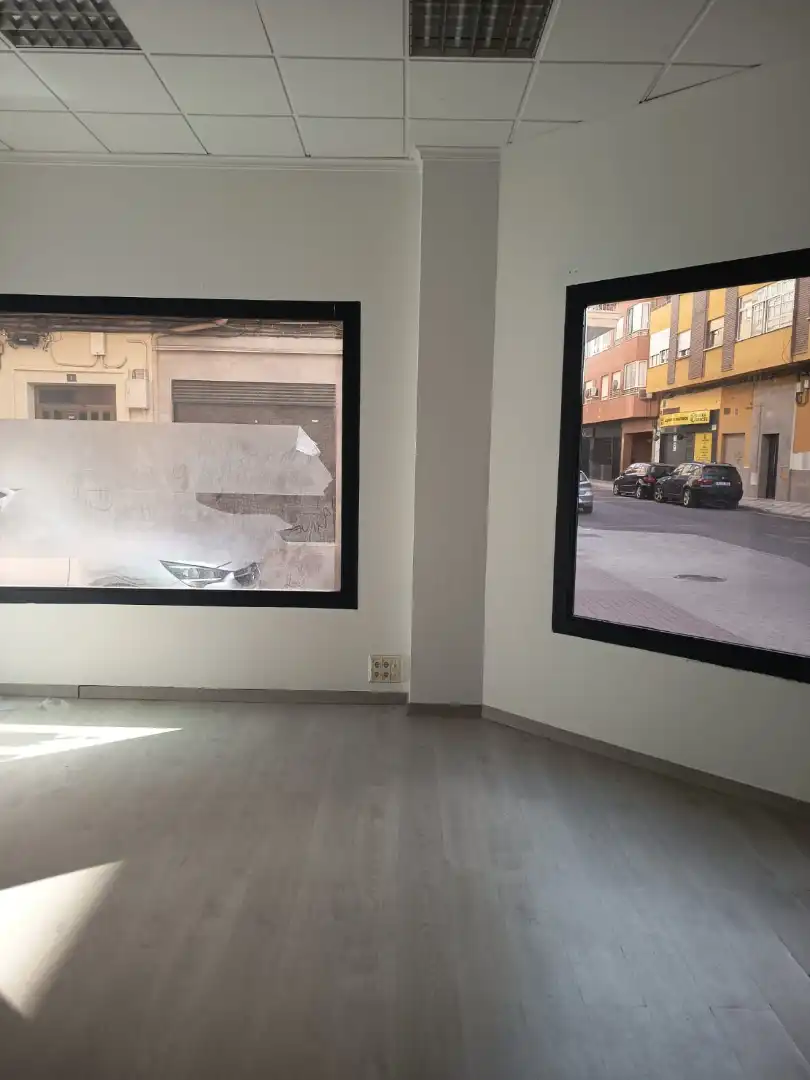 Local comercial en venta en Avenida Guardia Civil Nº18, imagen 3