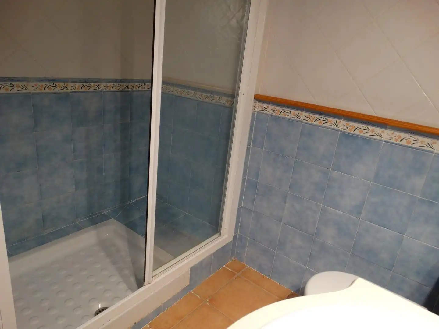 Badezimmer von Wohnungen zum Verkauf in Amposta mit Klimaanlage, Heizung und Terrasse