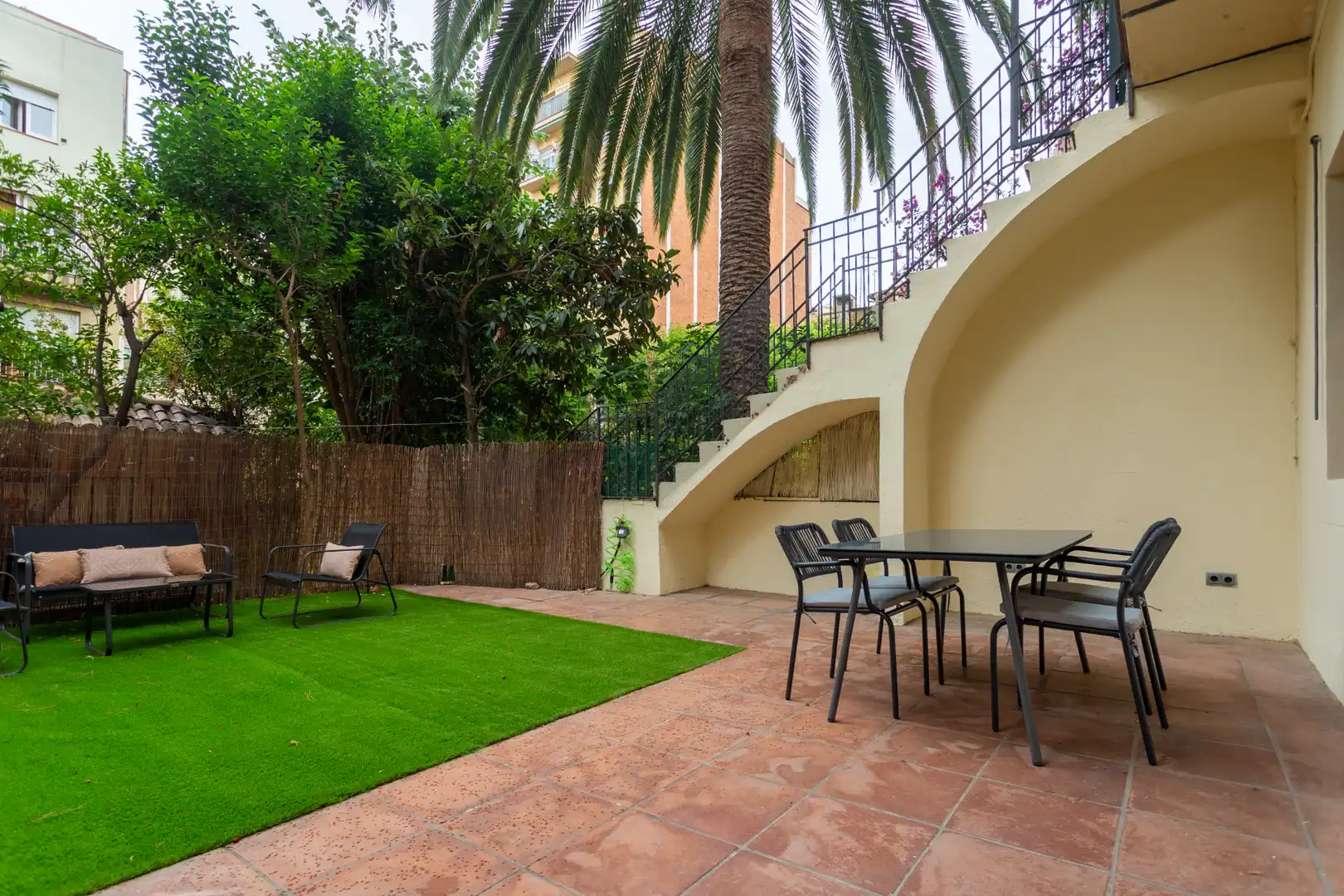 Bajo con jardín en venta en Carrer de Nil Fabra
