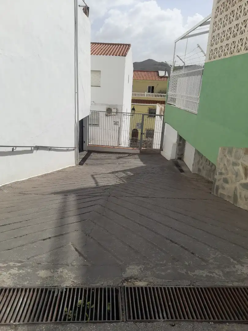 Terraza de Garaje en venta en Cenes de la Vega con Alarma