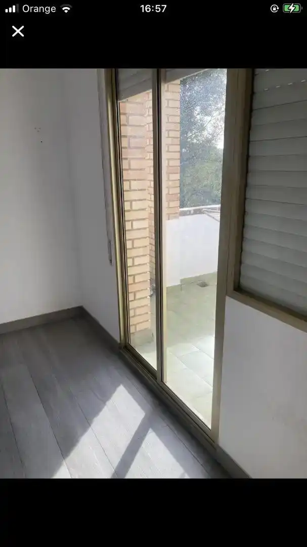 Terraza de Casa o chalet para compartir en Sant Esteve Sesrovires con Lavadora, Microondas y Internet