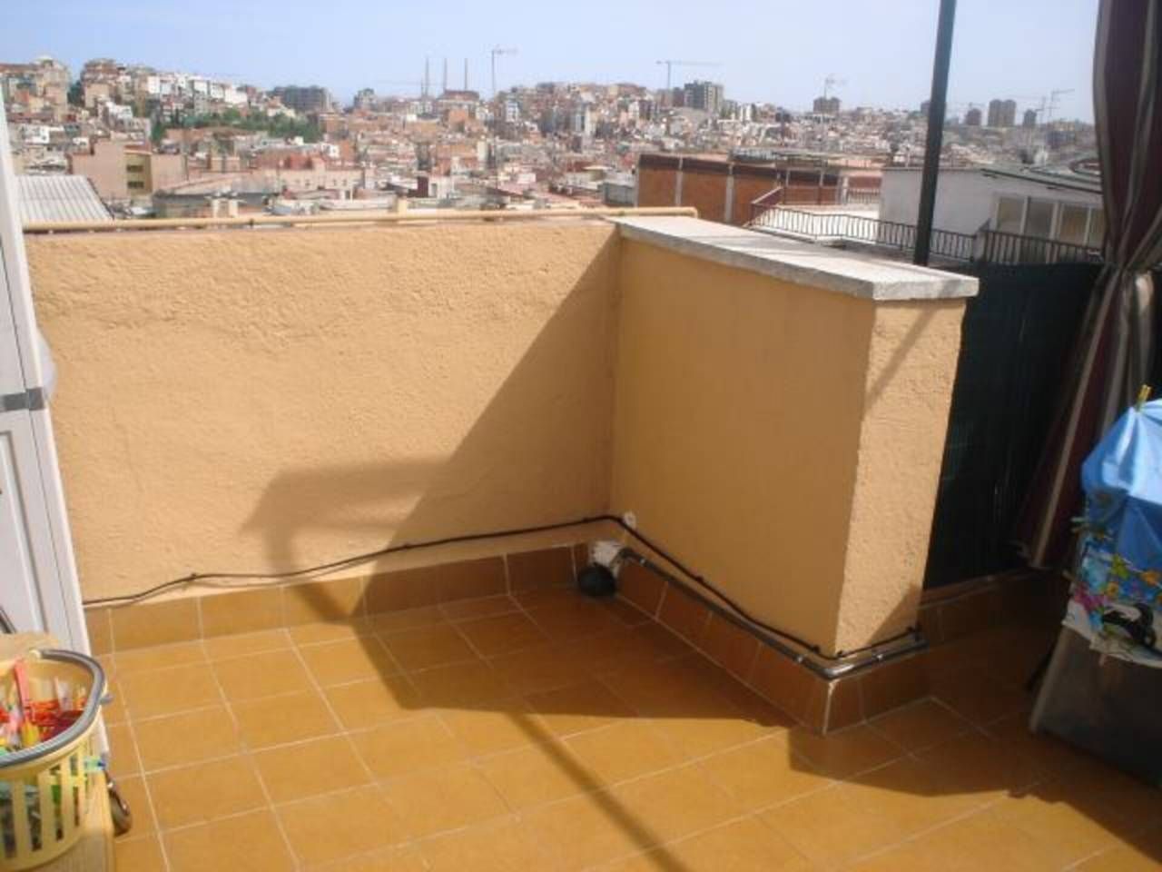 Attic for sale in Llatí, Santa Coloma de Gramenet
