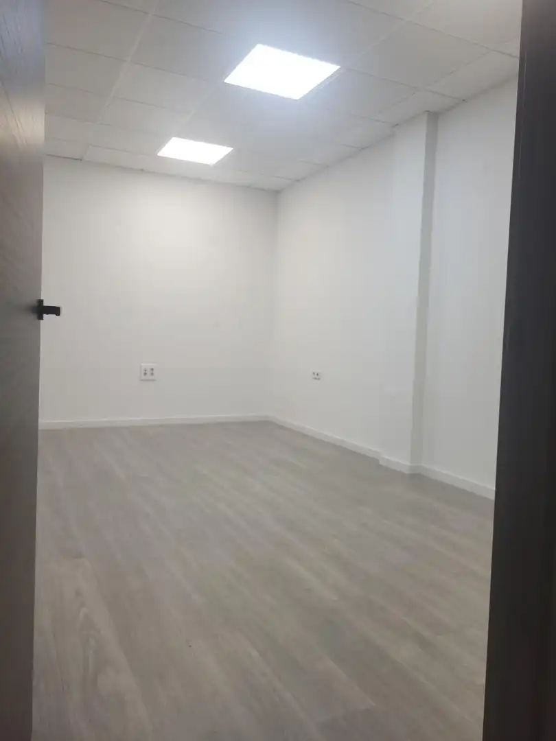 Local comercial en alquiler en de Rafael Alberti, imagen 22