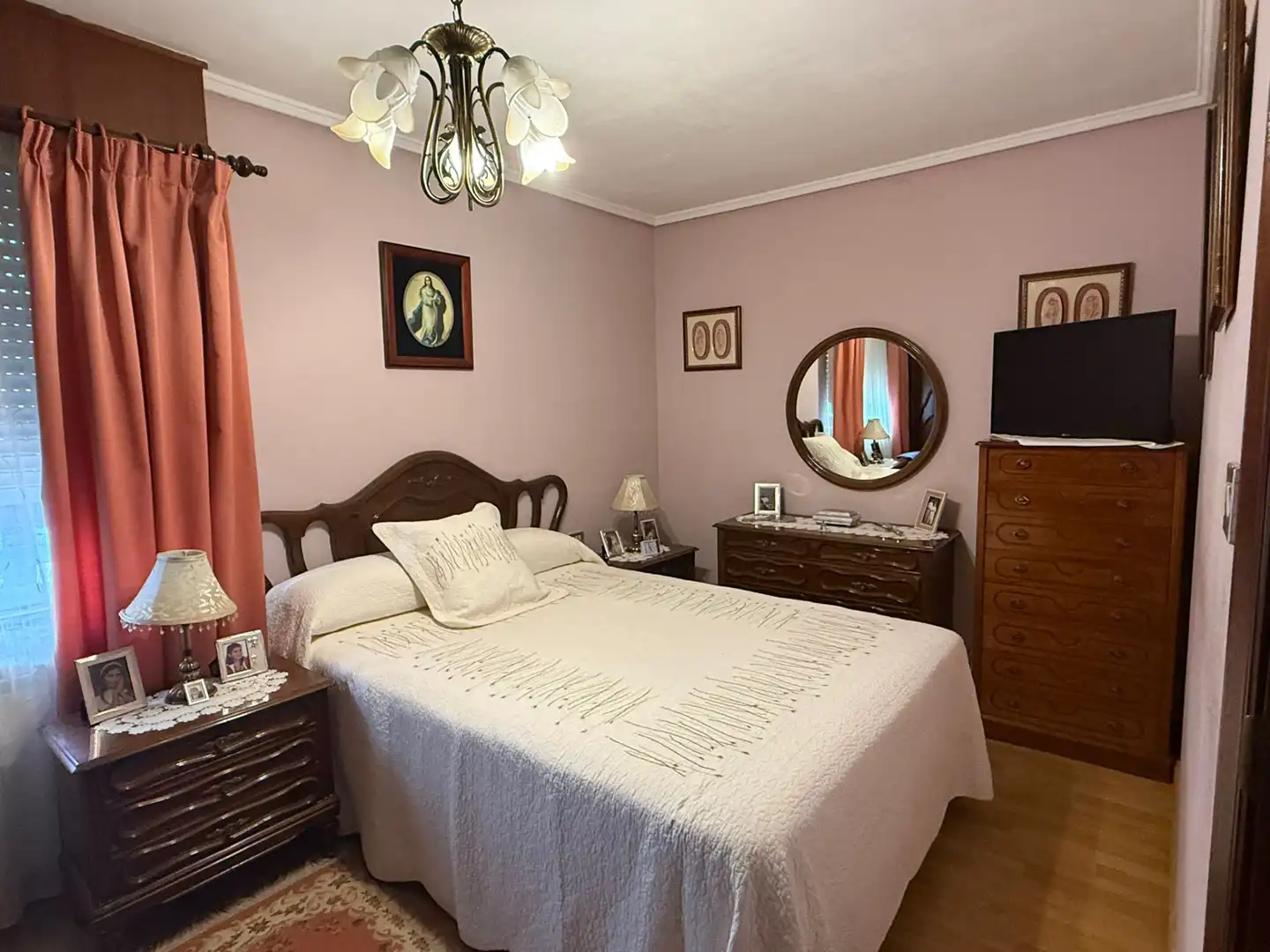 Dormitori de Casa o xalet en venda en Ferrol amb Calefacció i Traster
