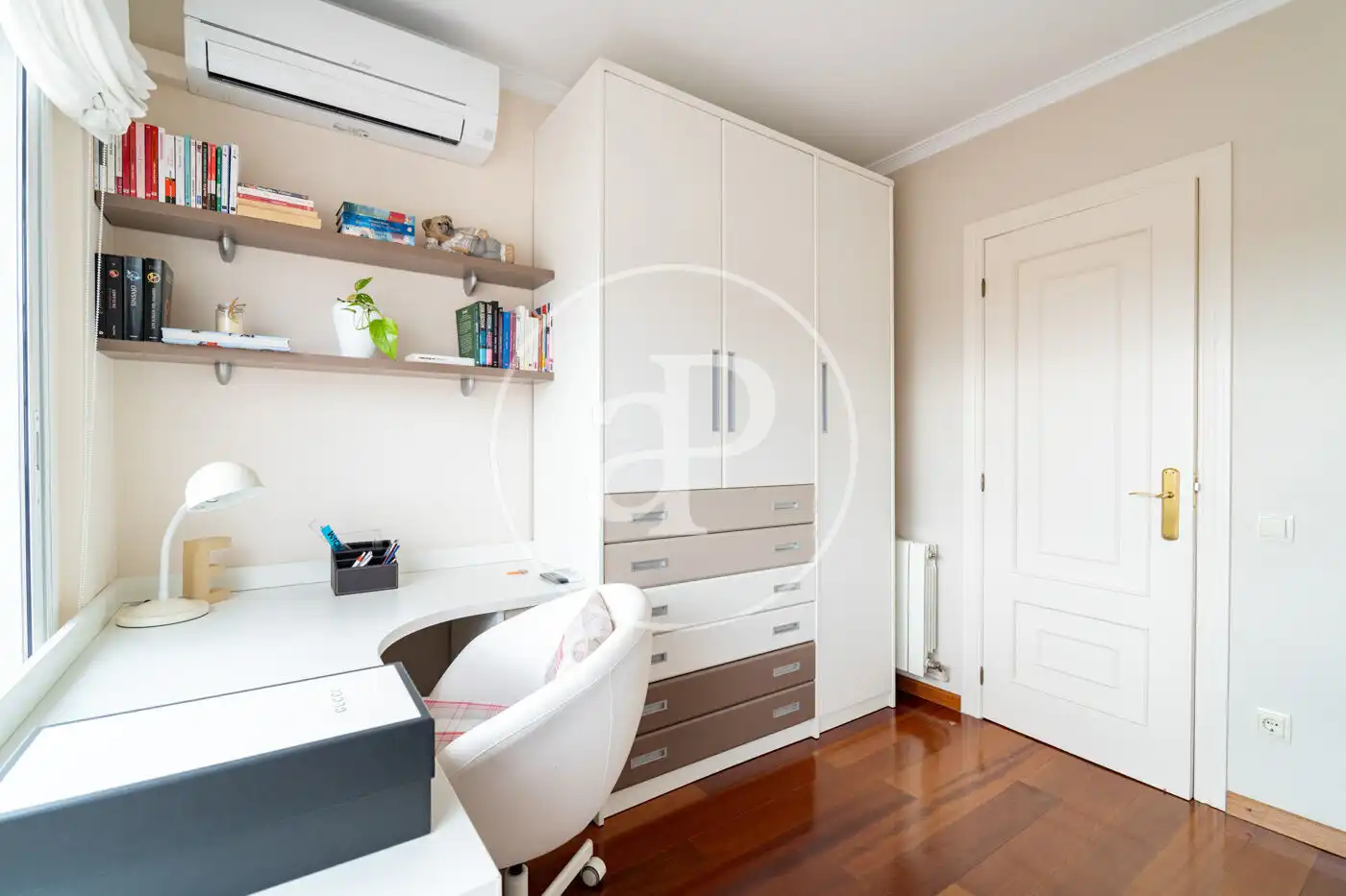 Bedroom of Flat for rent in Barcelona  with Air Conditioner, Heating and Terrace