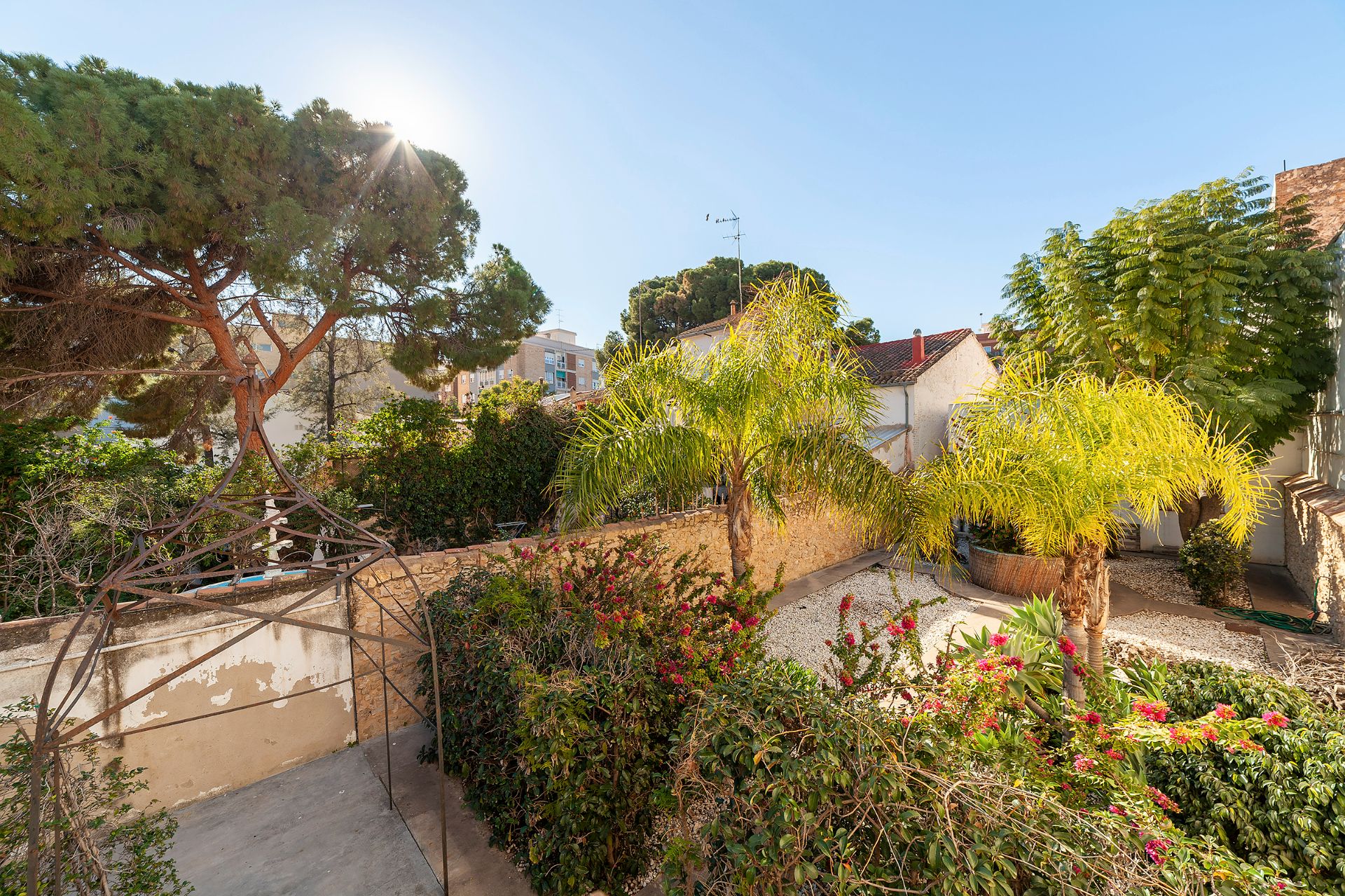 Jardí de Casa o xalet en venda en Burjassot amb Aire condicionat, Calefacció i Jardí privat