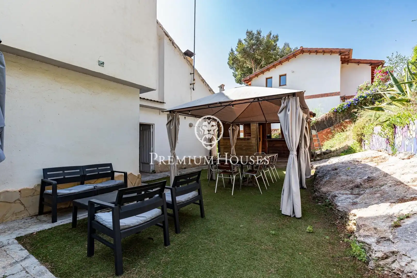 Terrace of Houses for sale in Castelldefels  with Heating, Private garden and Terrace