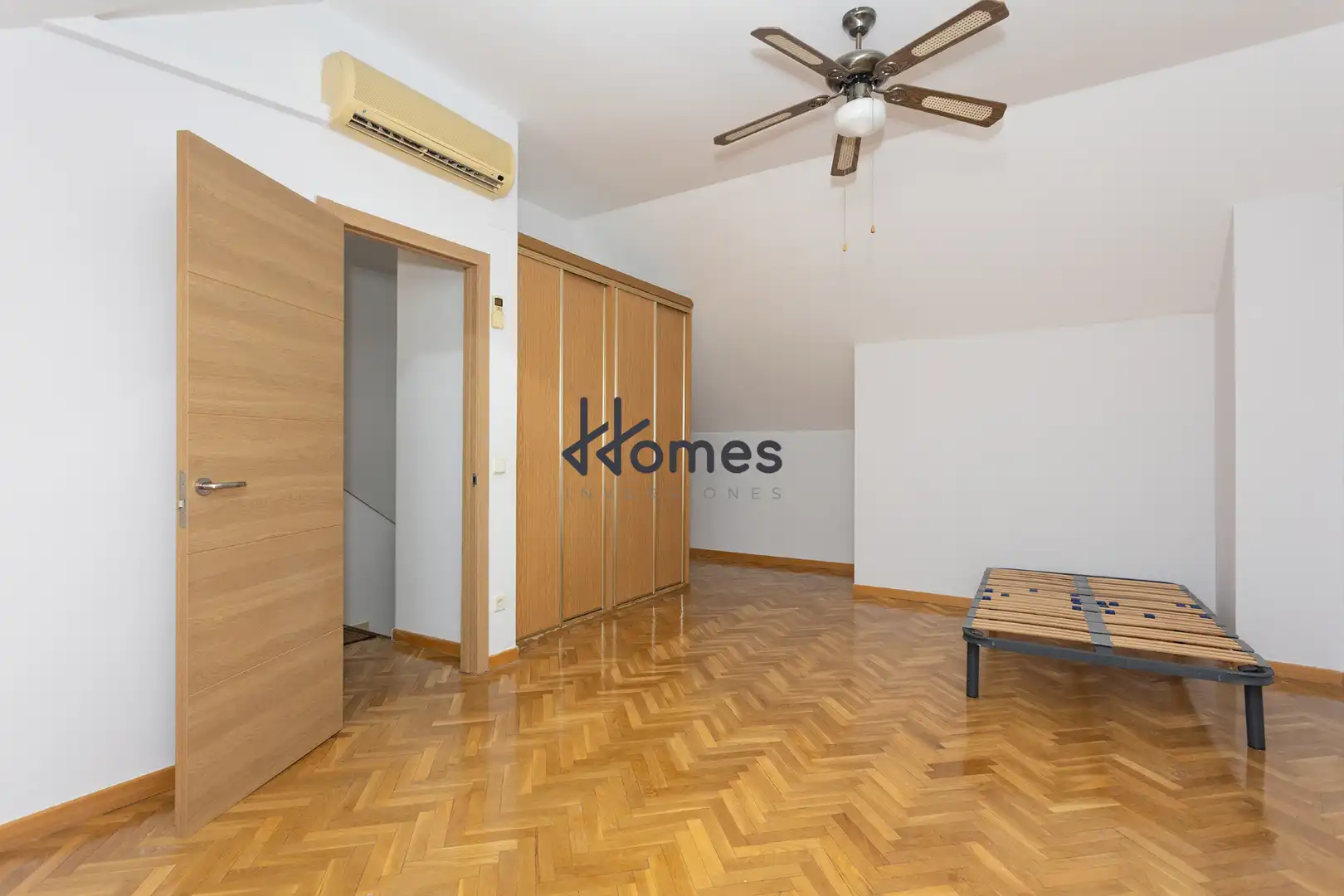 Casa adosada en venda a Calle Óscar Arias, Prado Santo Domingo - Ensanche