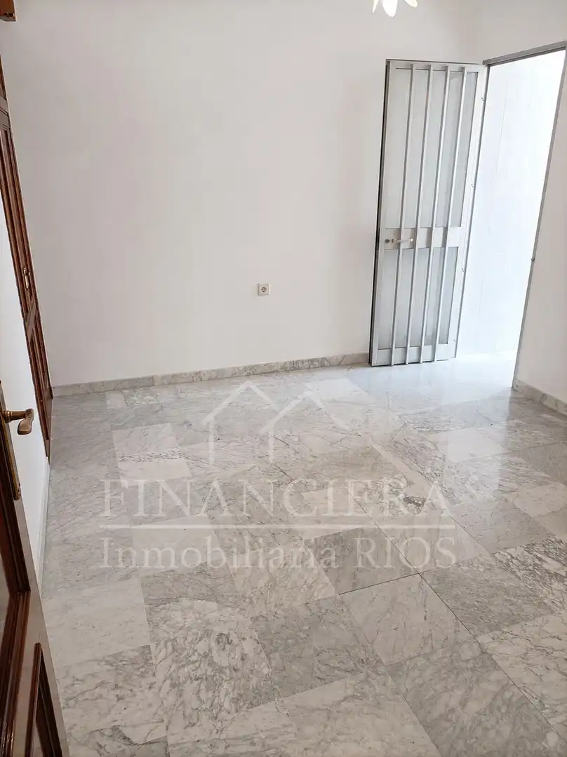Casa o xalet en venda en Alcalá de Guadaira amb Terrassa