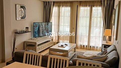 Foto 3 de Apartament en venda a Urbanizacion Torre Esteril, 100, Los Arqueros - Puerto del Almendro, Benahavís