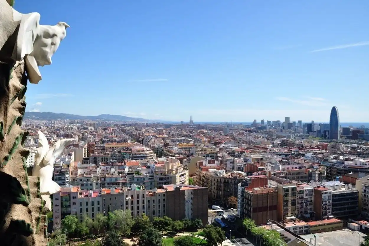 Exterior view of Buildings for sale in Barcelona