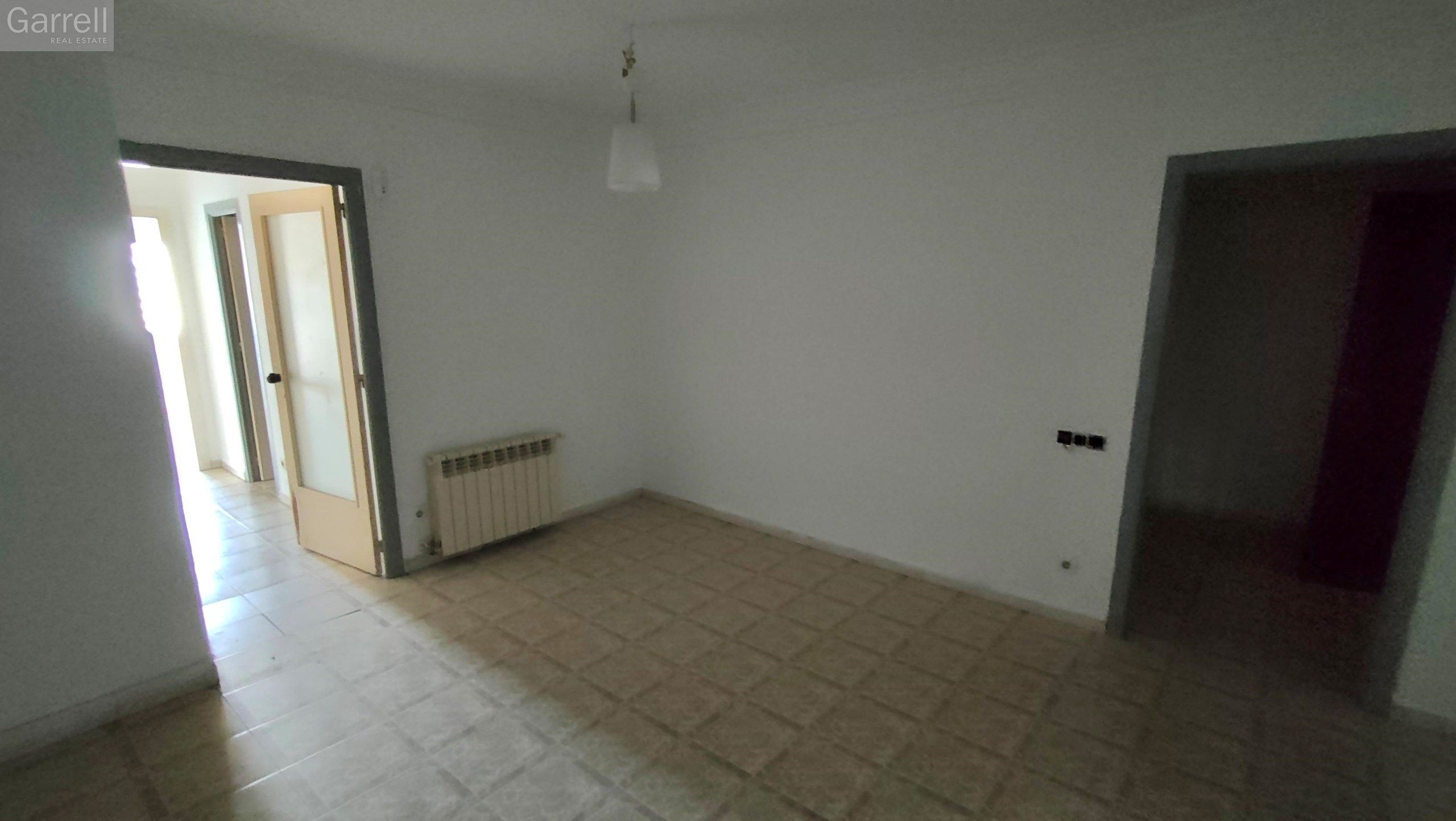Piso en venta en CARRER ILLES MEDES 
 Es: Pl: Pt:
 BLANES (GIRONA, Mercat - Mas Moixa