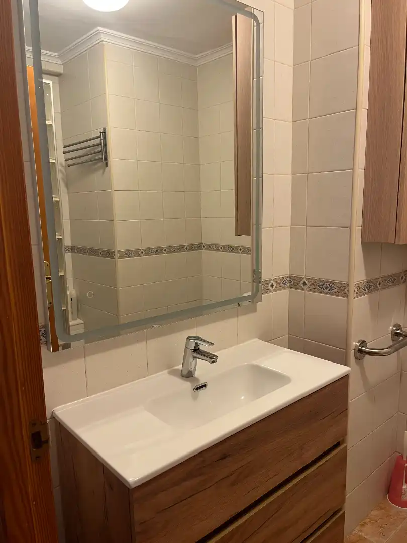Baño de Piso de alquiler en Málaga con Aire acondicionado y Amueblado