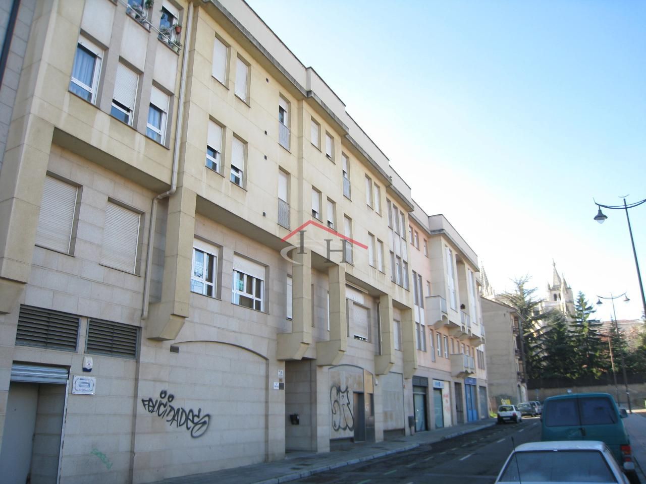 Exterior view of Office for sale in León Capital   with Heating