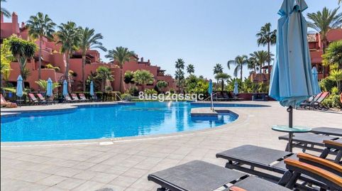 Foto 3 de Casa adosada en venda a Las Lomas, Estepona