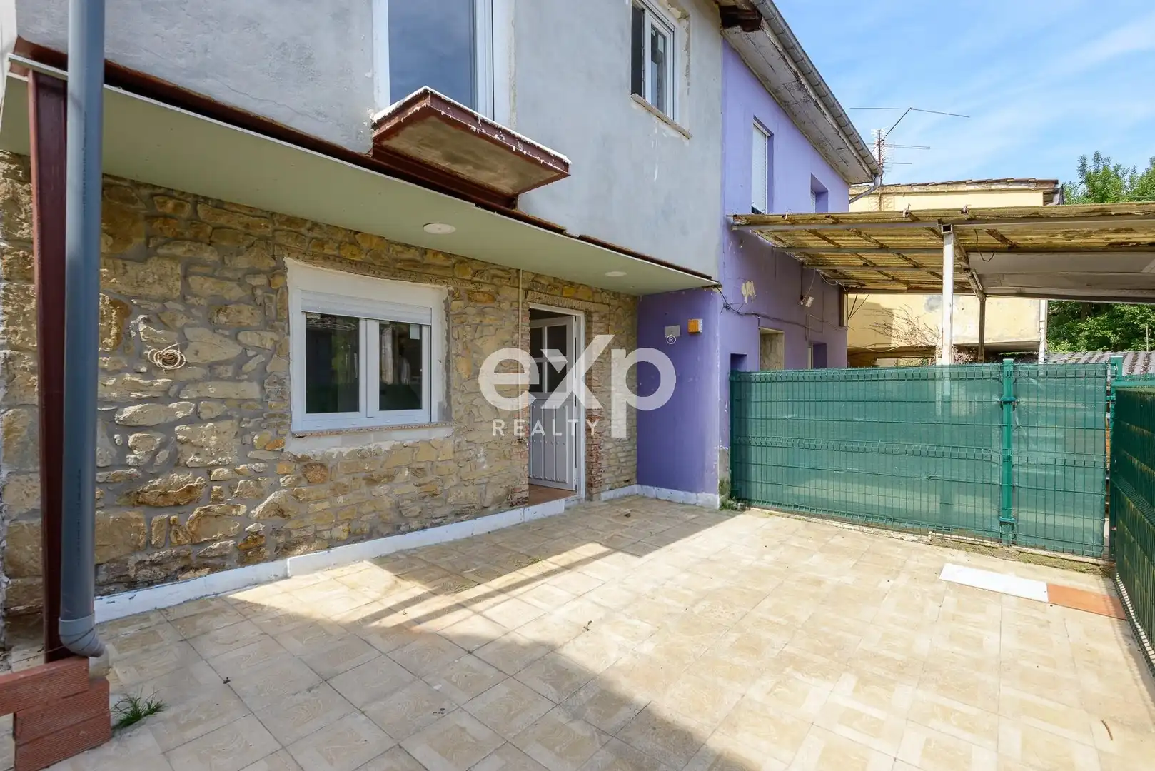 Vista exterior de Casa o xalet en venda en Langreo amb Terrassa i Traster