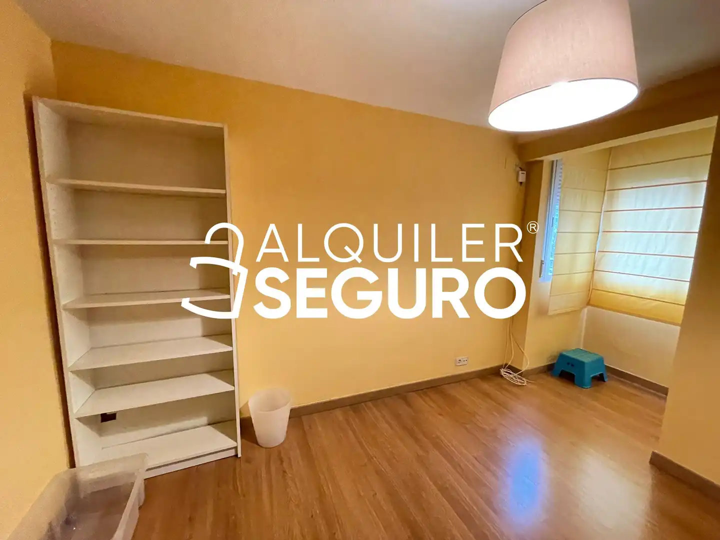 Habitación de Piso de alquiler en Latina