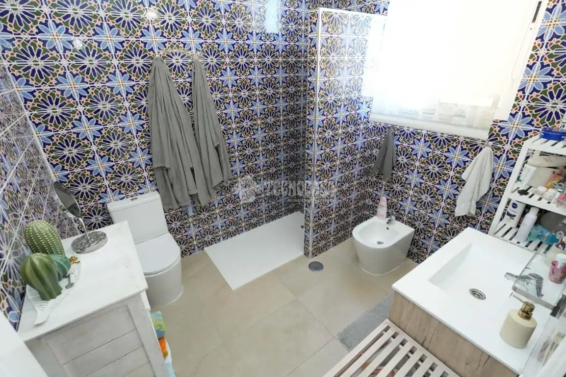 Baño de Piso en venta en Adeje con Terraza