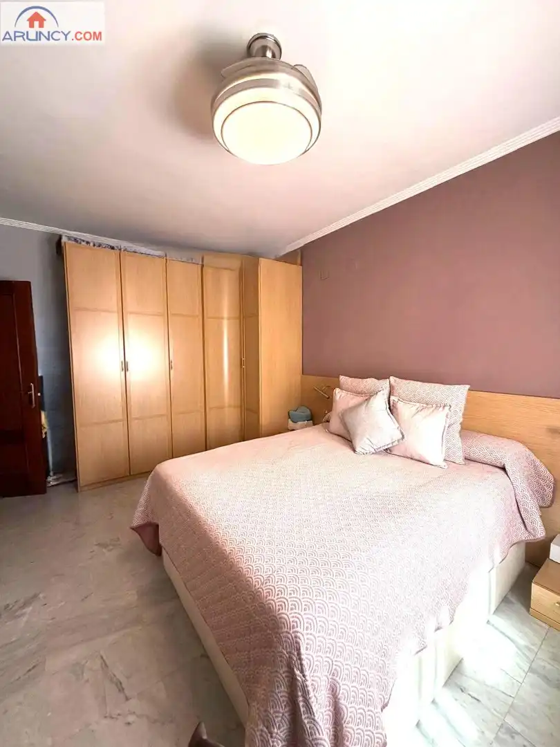Dormitori de Pis en venda en Alcalá de Guadaira amb Aire condicionat, Terrassa i Balcó