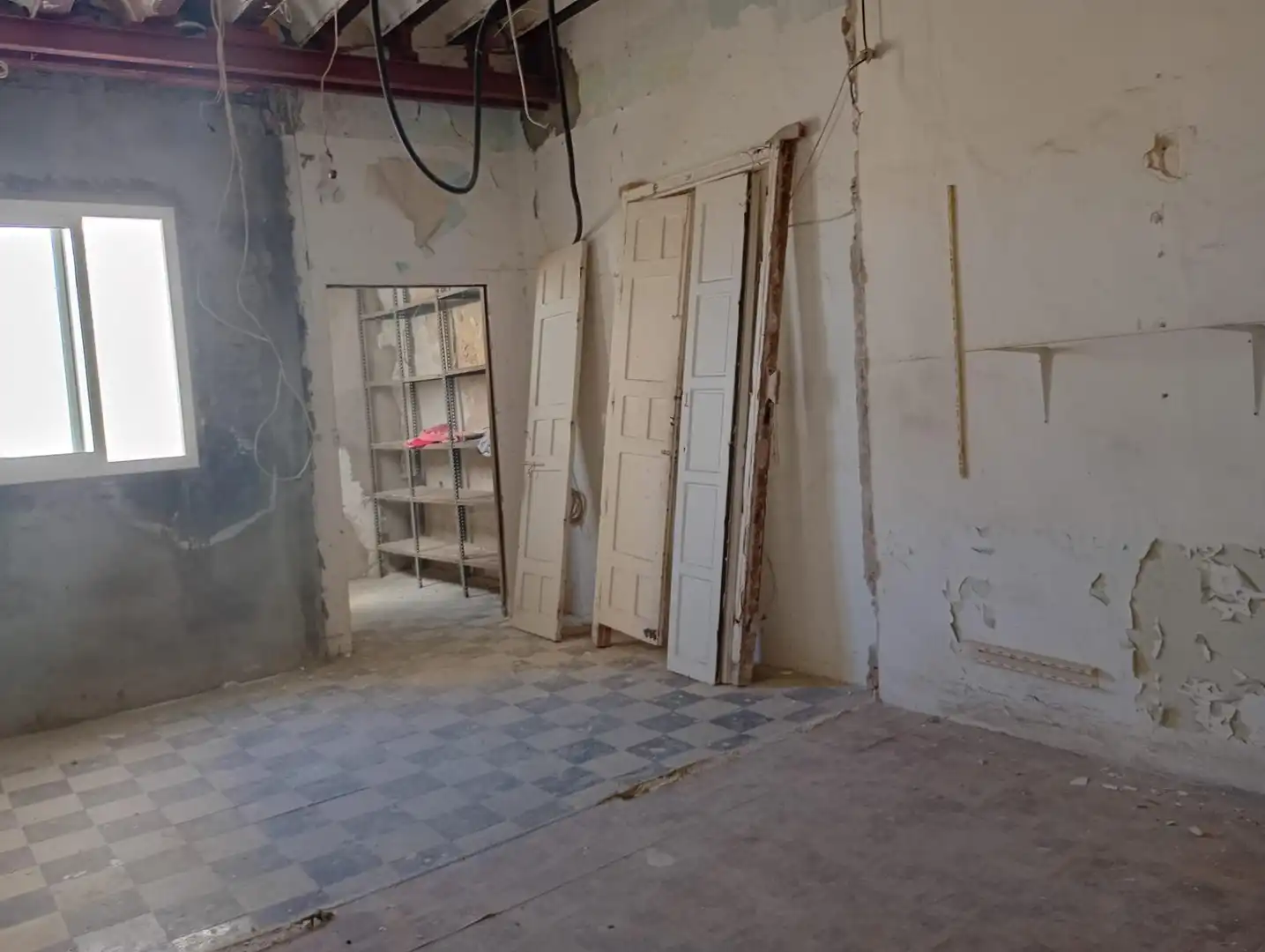 Piso en venta en Cádiz con Trastero y Balcón