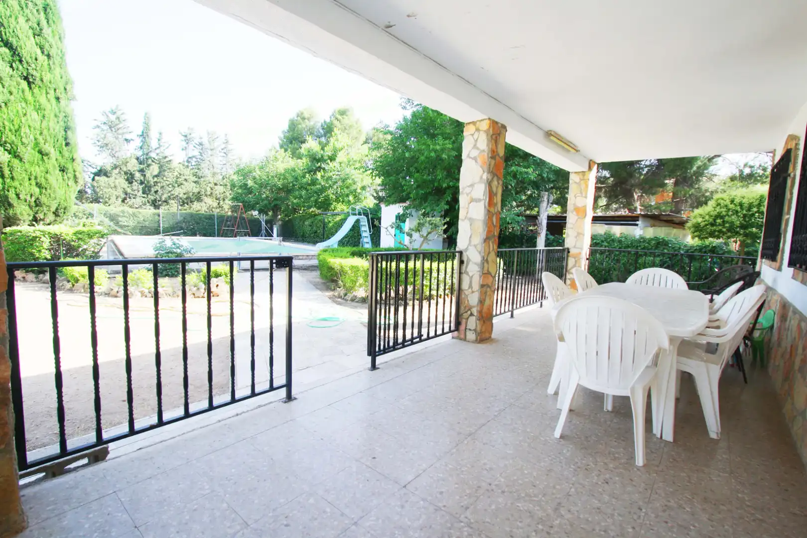 Terrassa de Casa o xalet en venda en Albacete amb Aire condicionat, Jardí privat i Terrassa