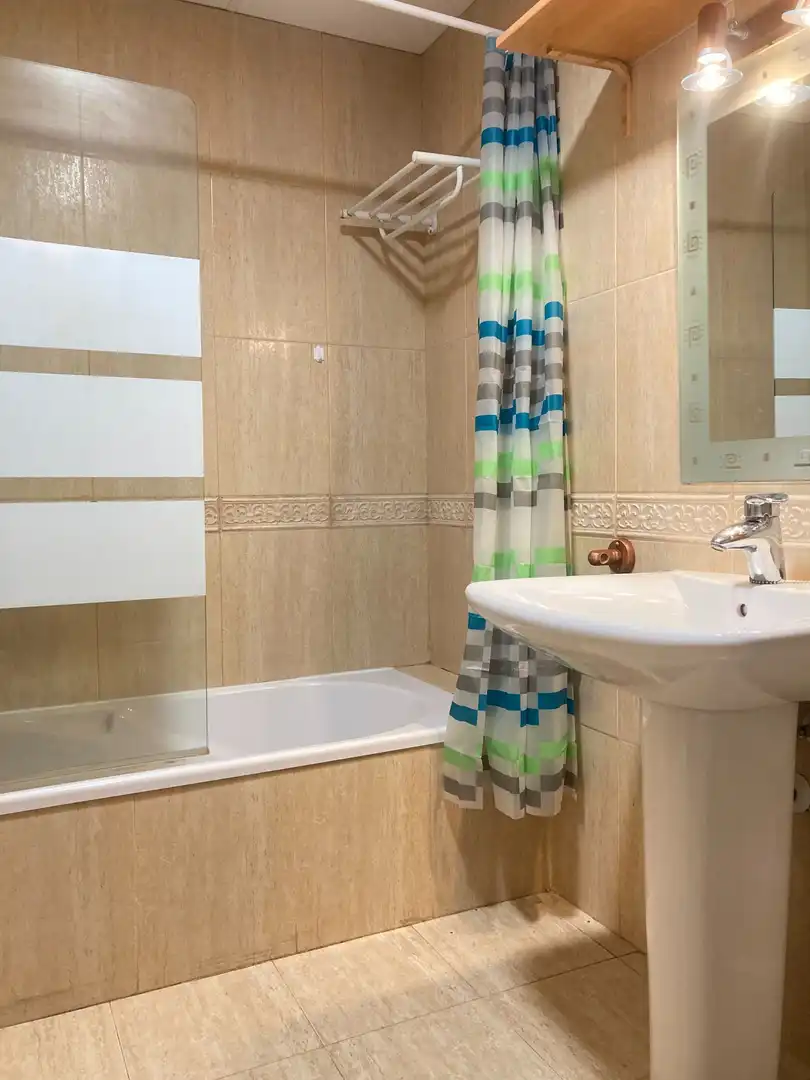 Bathroom of Flat for sale in Roquetas de Mar  with Air Conditioner, Terrace and Swimming Pool