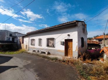Casa rústica en venta en Pravia