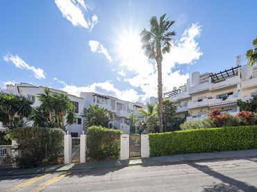 Piso en venta en Avenida Benamara 15