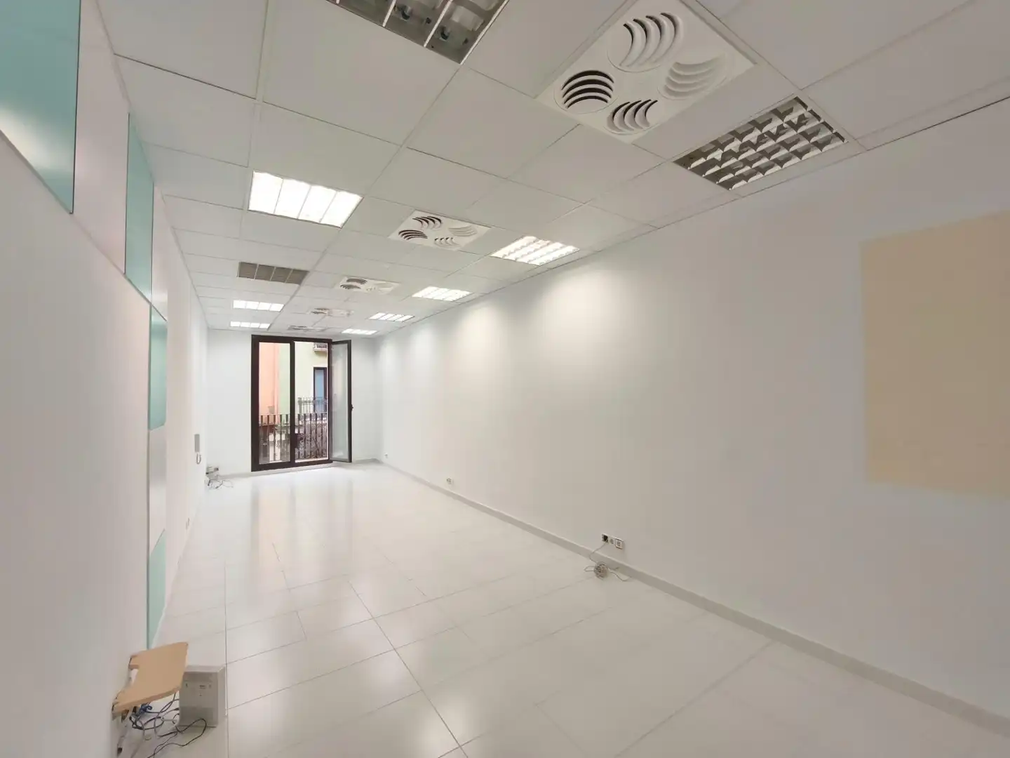 Bureau avec ascenseur à louer à Centre Vila, imagen 4