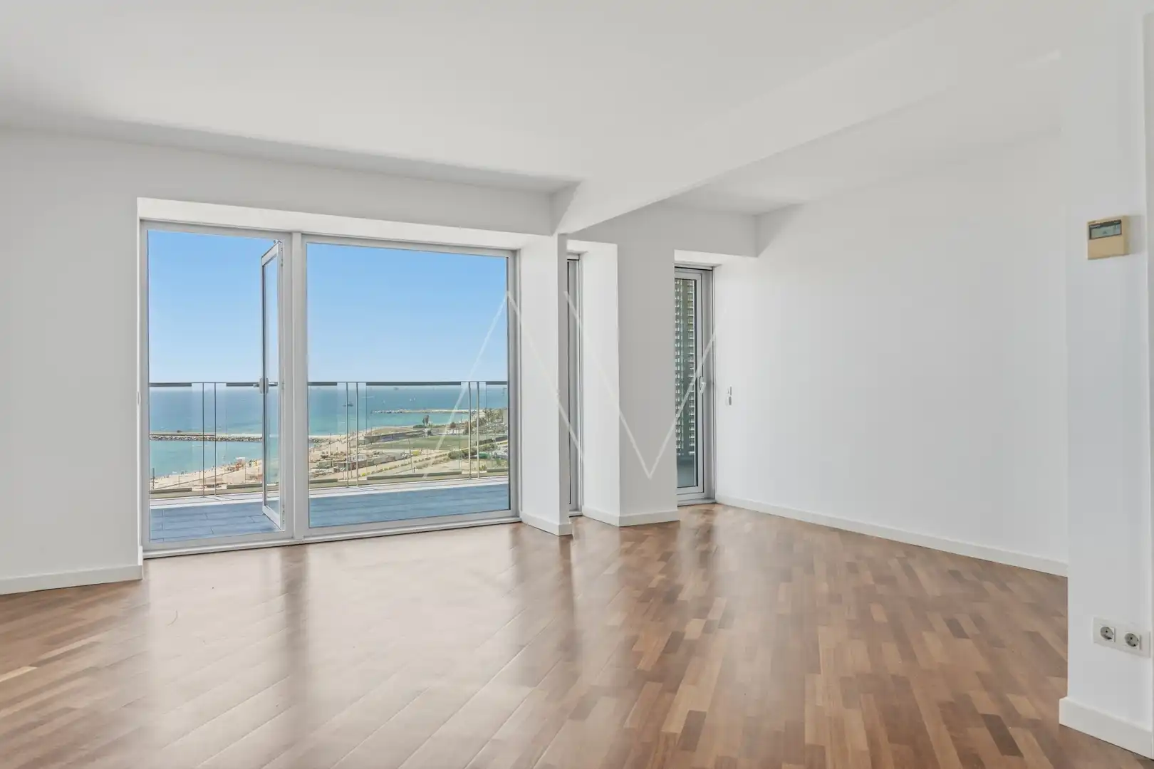 Wohnzimmer von Wohnung zum Verkauf in Barcelona mit Klimaanlage, Heizung und Terrasse