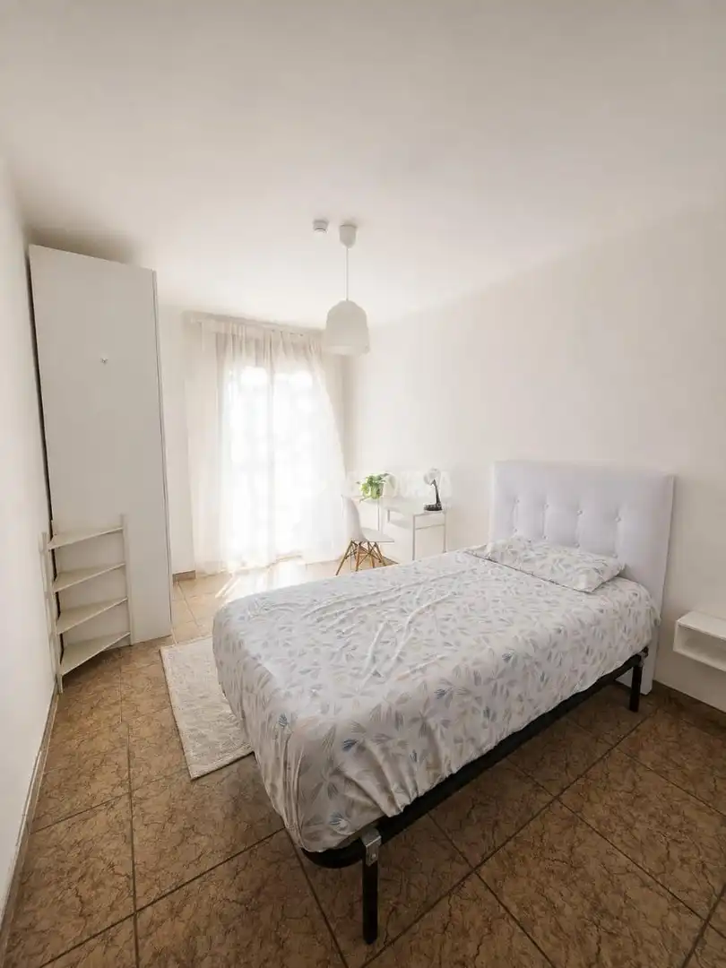 Bedroom of Flat for sale in Barcelona  with Balcony