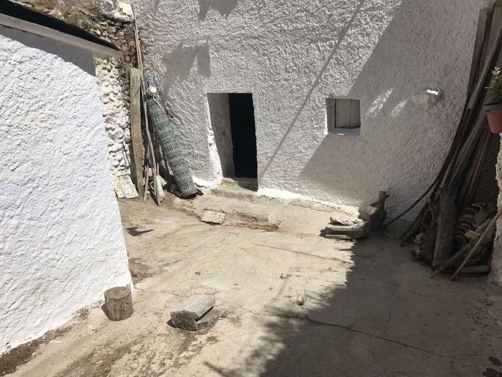 House or chalet for sale in Alhama de Granada