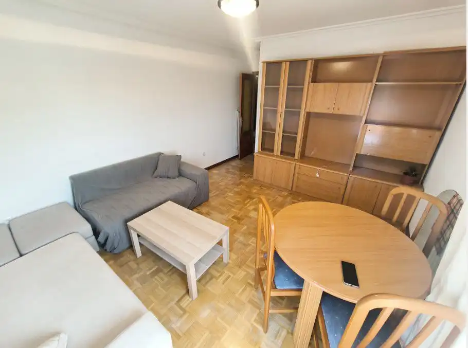 Living room of Flat for rent in Salamanca  with Heating, Parquet flooring and Terrace