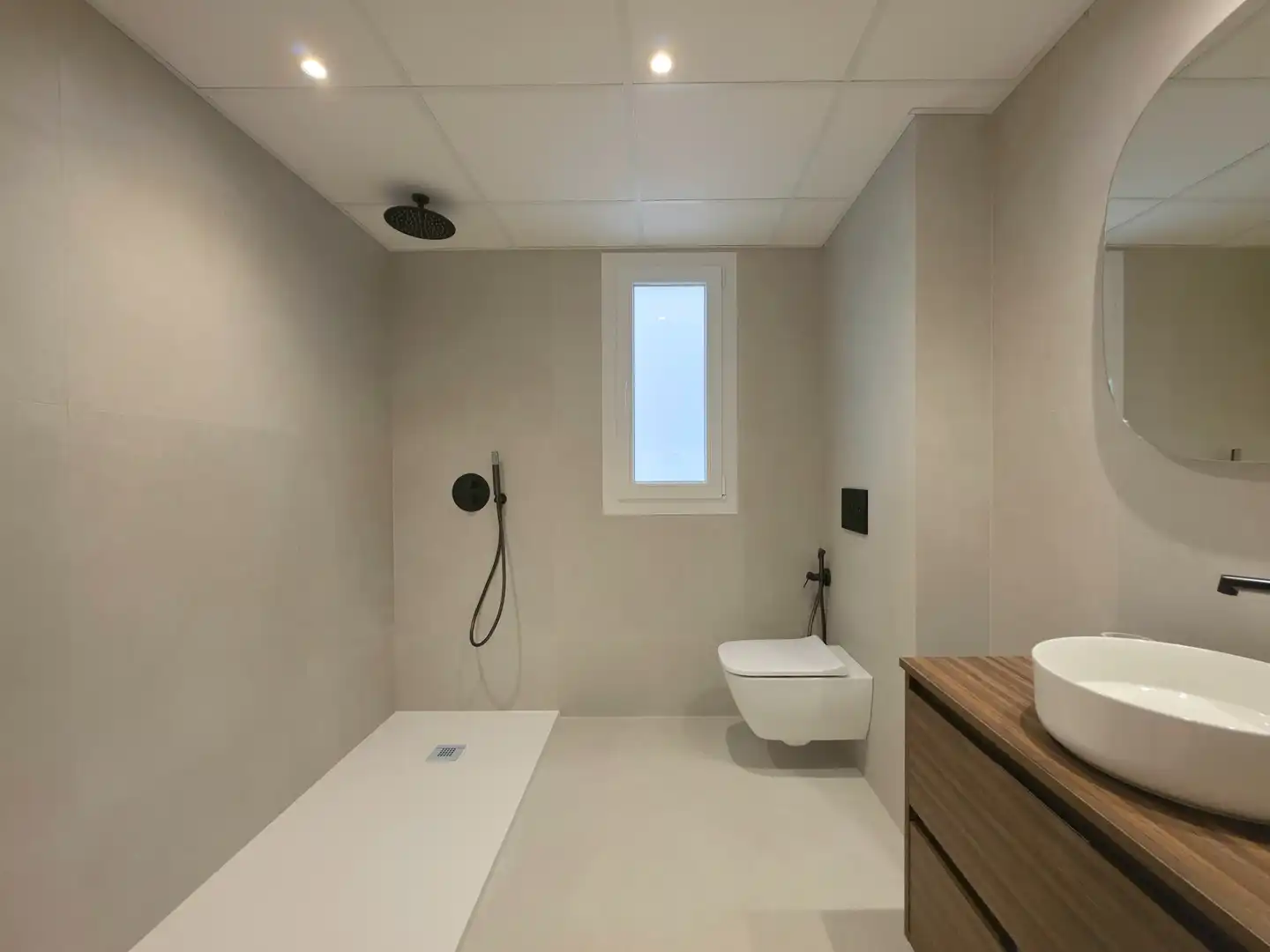 Bathroom of Flat for sale in Alicante / Alacant  with Air Conditioner, Heating and Terrace