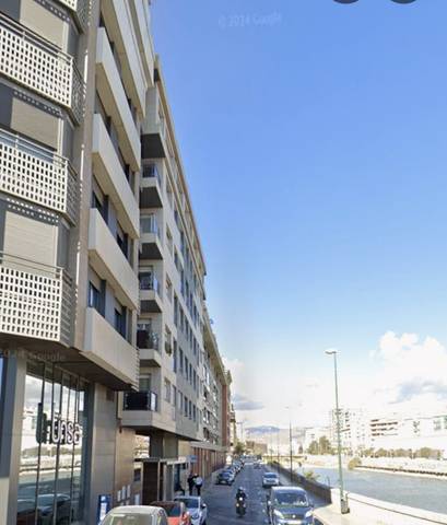 Piso en Venta en pasillo de matadero en Perchel Sur - Plaza de Toros Vieja