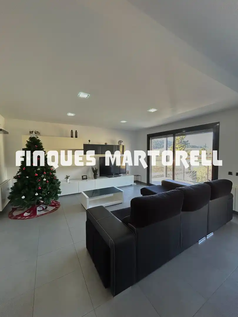 Living room of Houses for sale in Santa Coloma de Farners  with Air Conditioner, Heating and Private garden