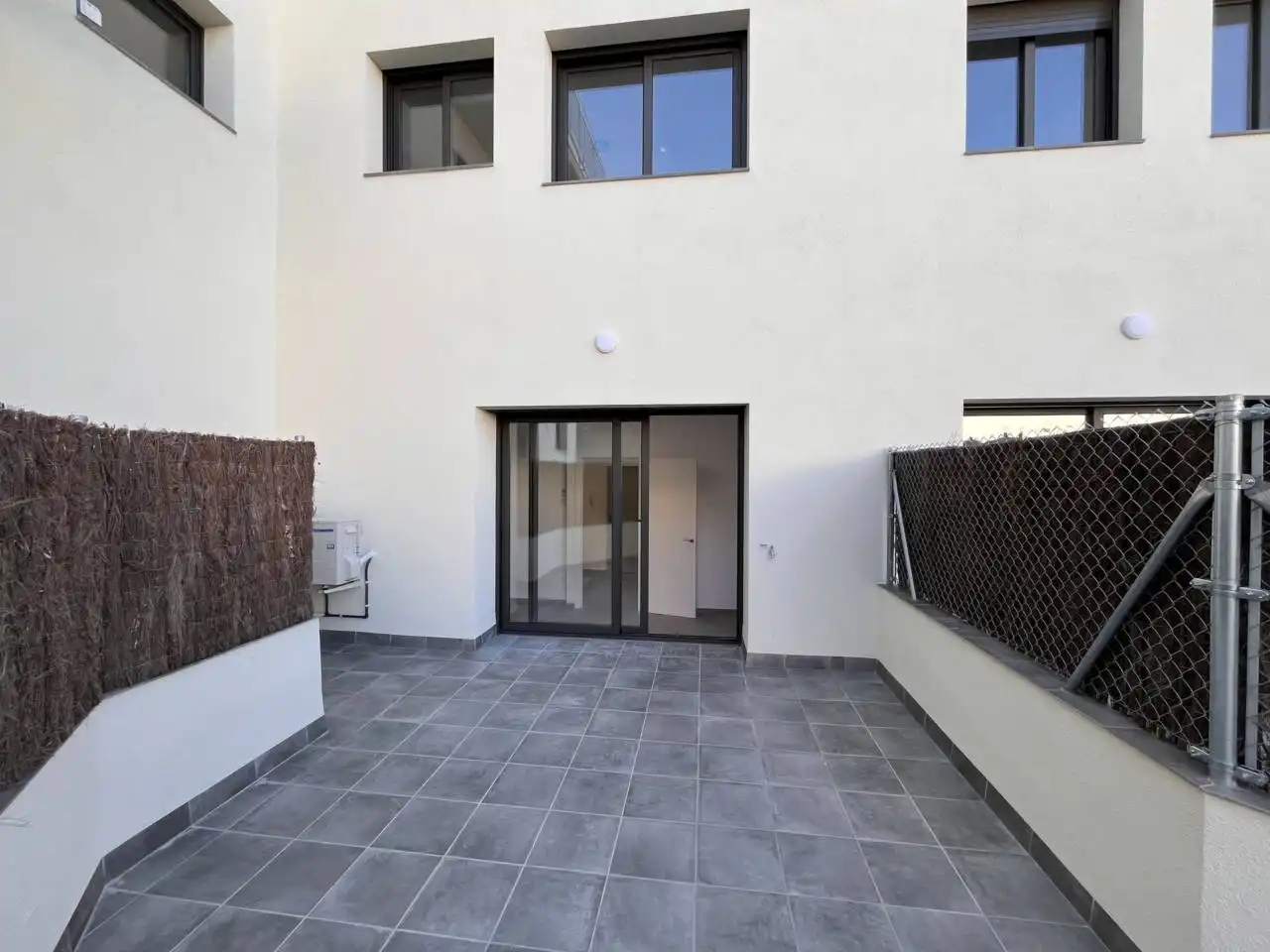 Terrasse von Wohnung zum Verkauf in Caldes de Montbui mit Klimaanlage, Heizung und Privatgarten