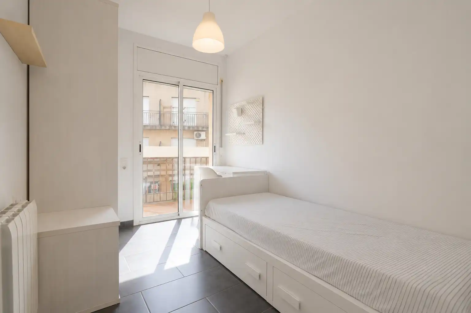 Bedroom of Flat for sale in El Vendrell  with Air Conditioner, Heating and Terrace