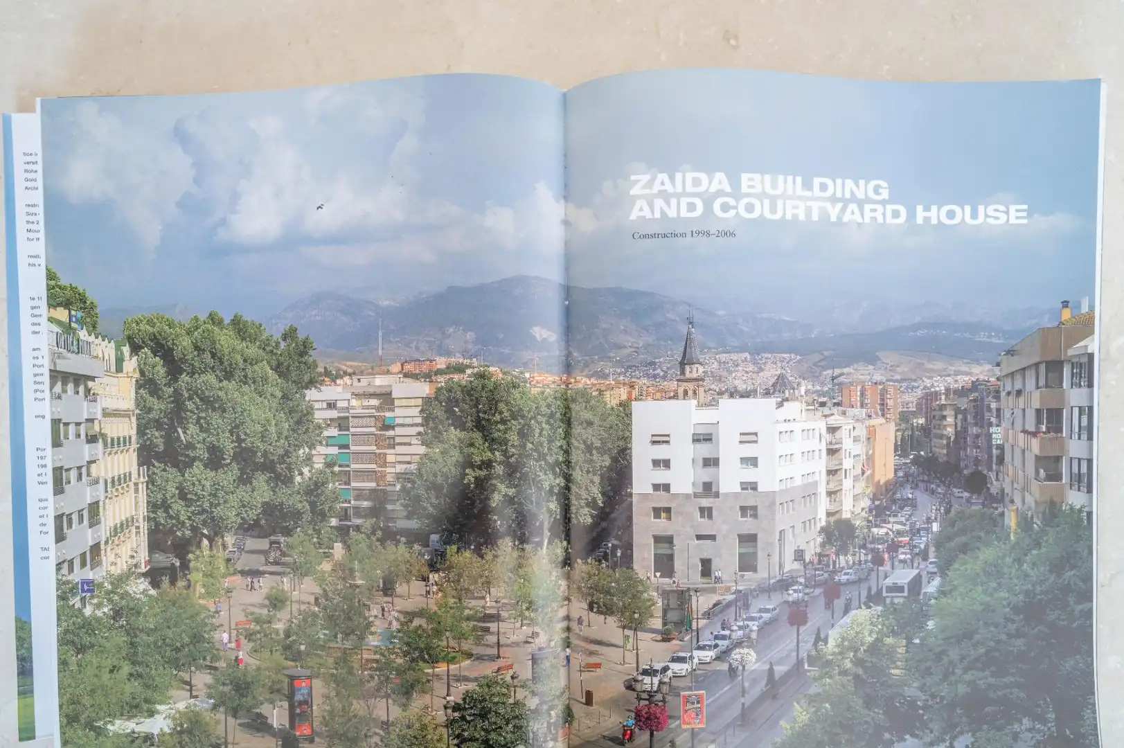 Vista exterior de Piso en venta en Granada con Calefacción, Parquet y Alarma