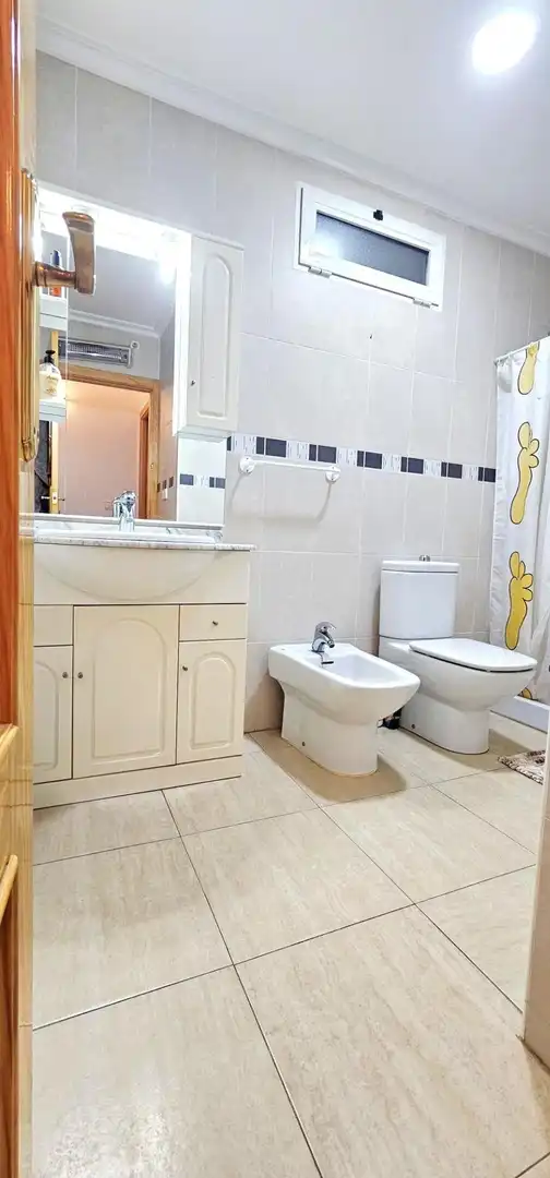 Baño de Finca rústica en venta en San Pedro del Pinatar con Aire acondicionado, Terraza y Amueblado