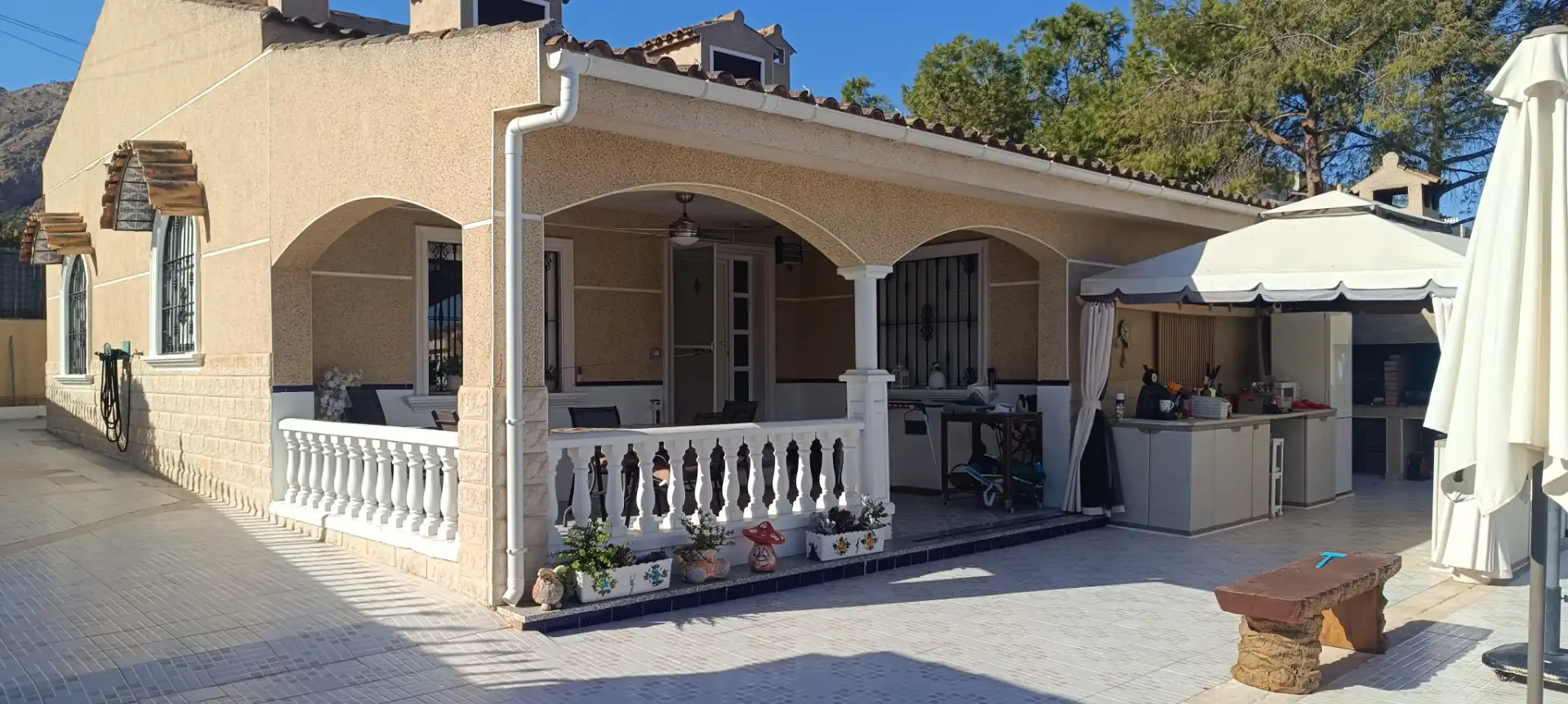 Detached house with pool for sale in Calle Almería, imagen 2