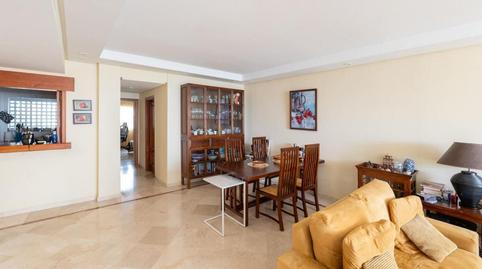 Foto 2 de Ático de alquiler en Centro, Estepona