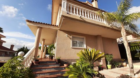 Chalet independiente con piscina en la Playa Levante  Rincón de Loix