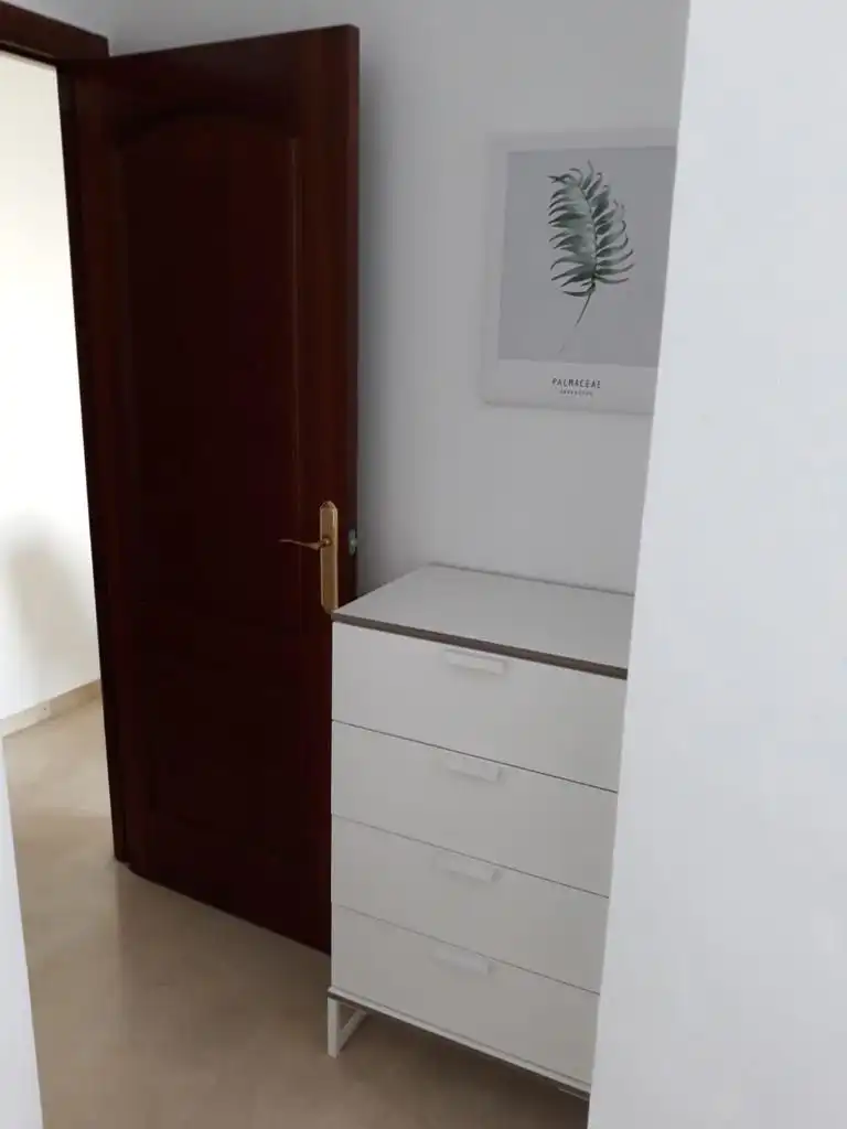 Habitación de Apartamento de alquiler en Huelva con Amueblado