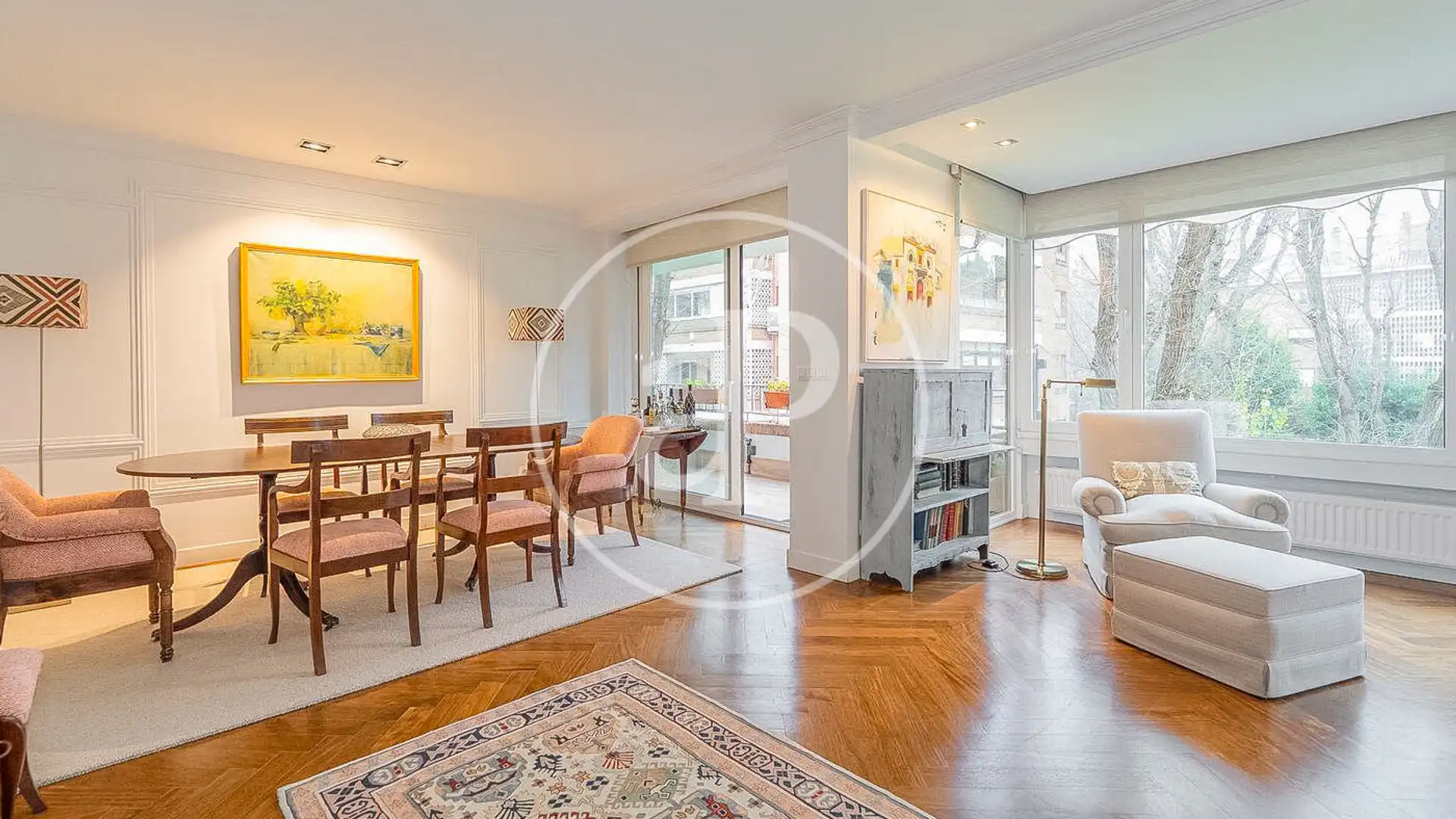 Sala de estar de Piso en venta en La Moraleja con Aire acondicionado, Calefacción y Jardín privado