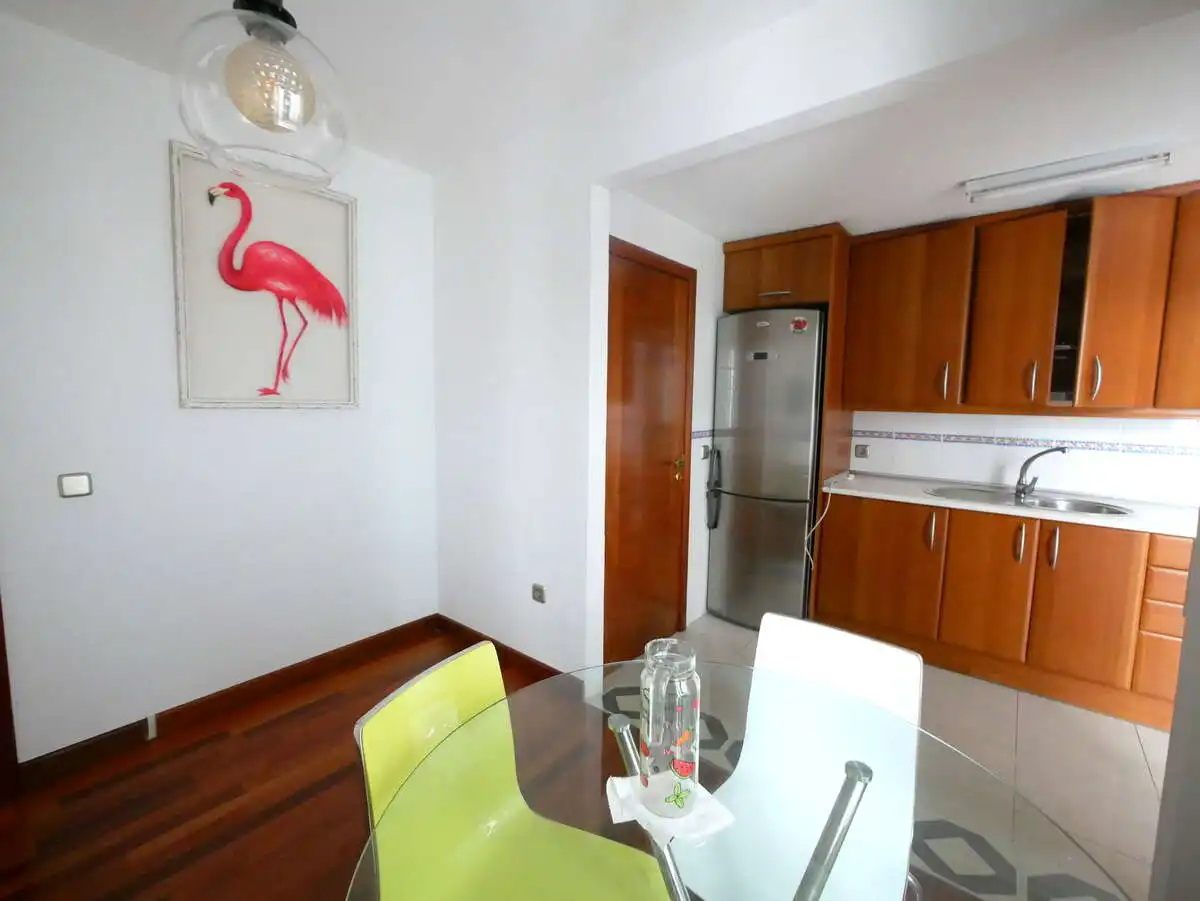 Cuina de Pis en venda en Arrecife amb Parquet i Moblat